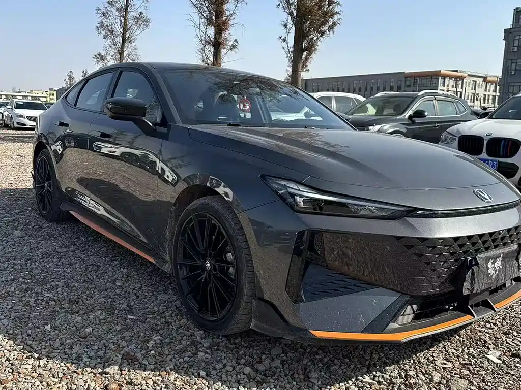 Changan UNI-V — миниатюра 2