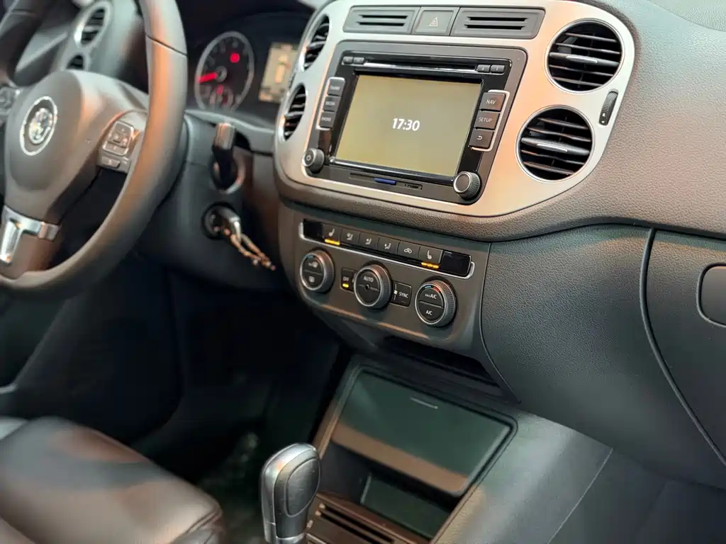 Volkswagen Tiguan — миниатюра 14