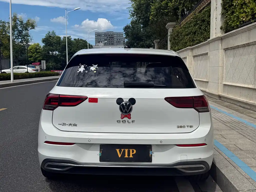 Volkswagen Golf — миниатюра 4