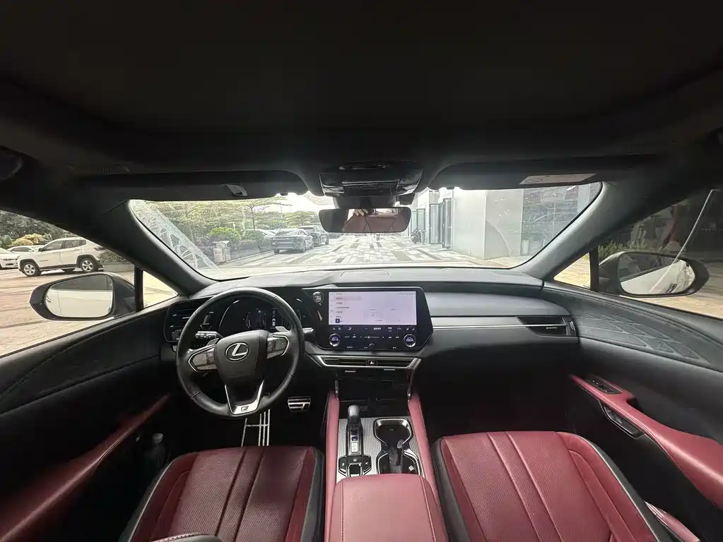 Lexus RX — миниатюра 9