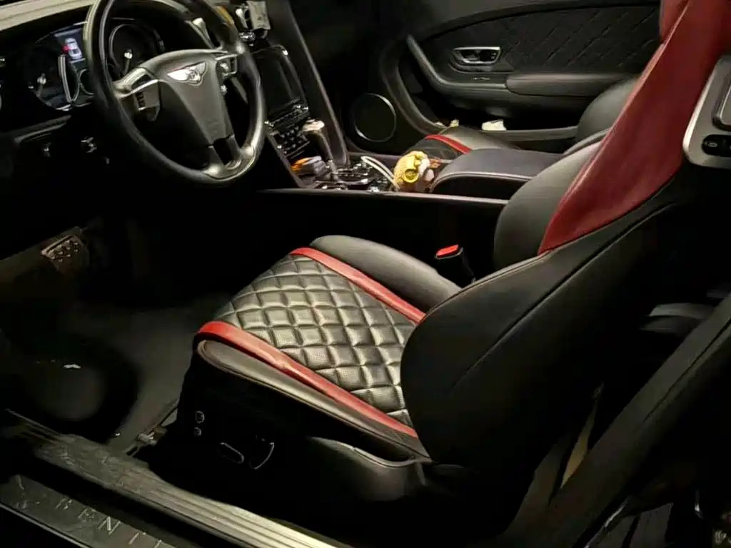 Bentley Continental — миниатюра 7