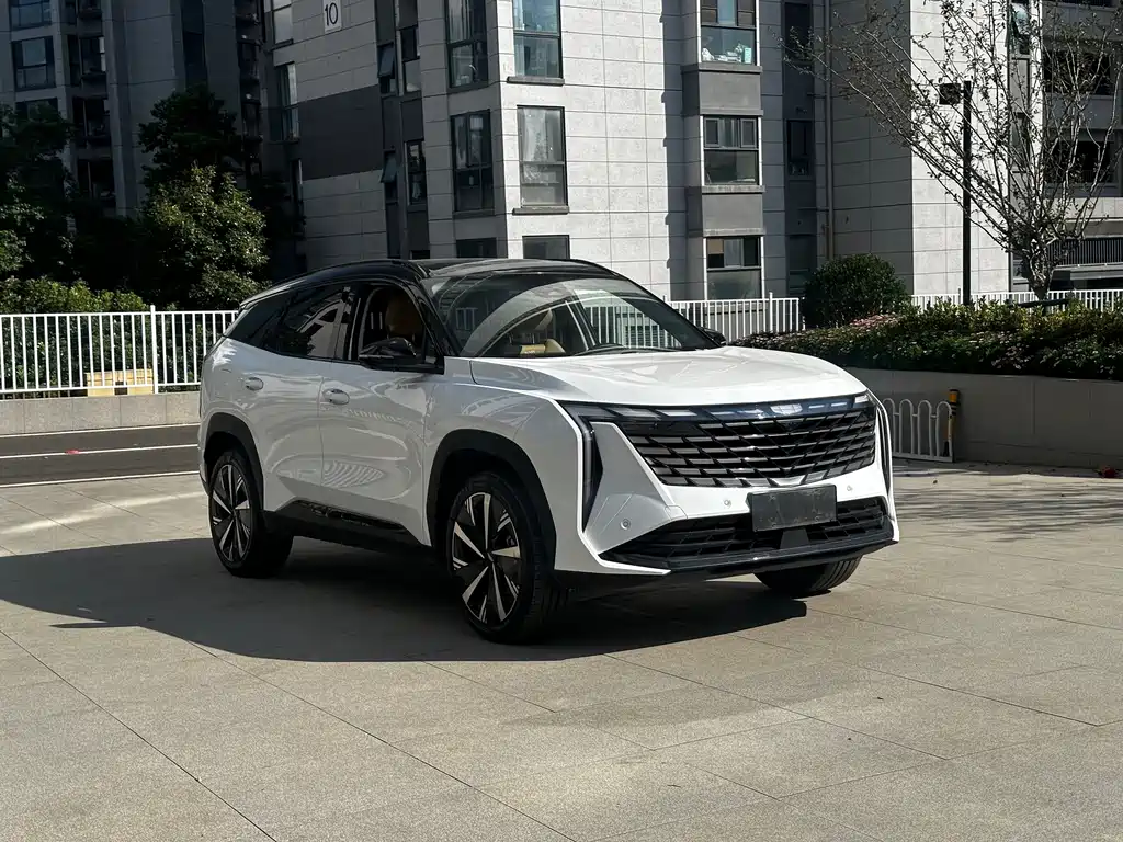 Geely Boyue L — миниатюра 2