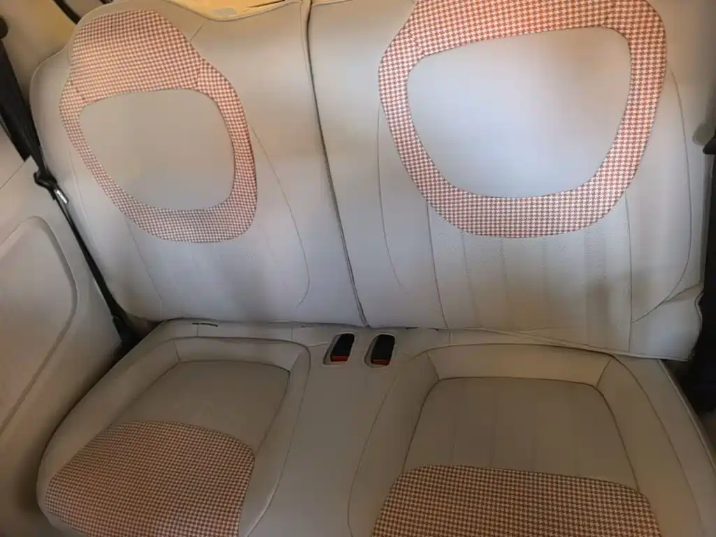 Wuling MINIEV — миниатюра 17