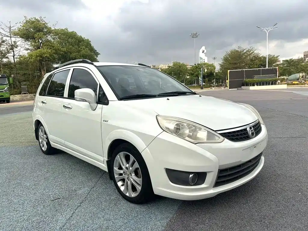 Suzuki Liana A6 — миниатюра 3