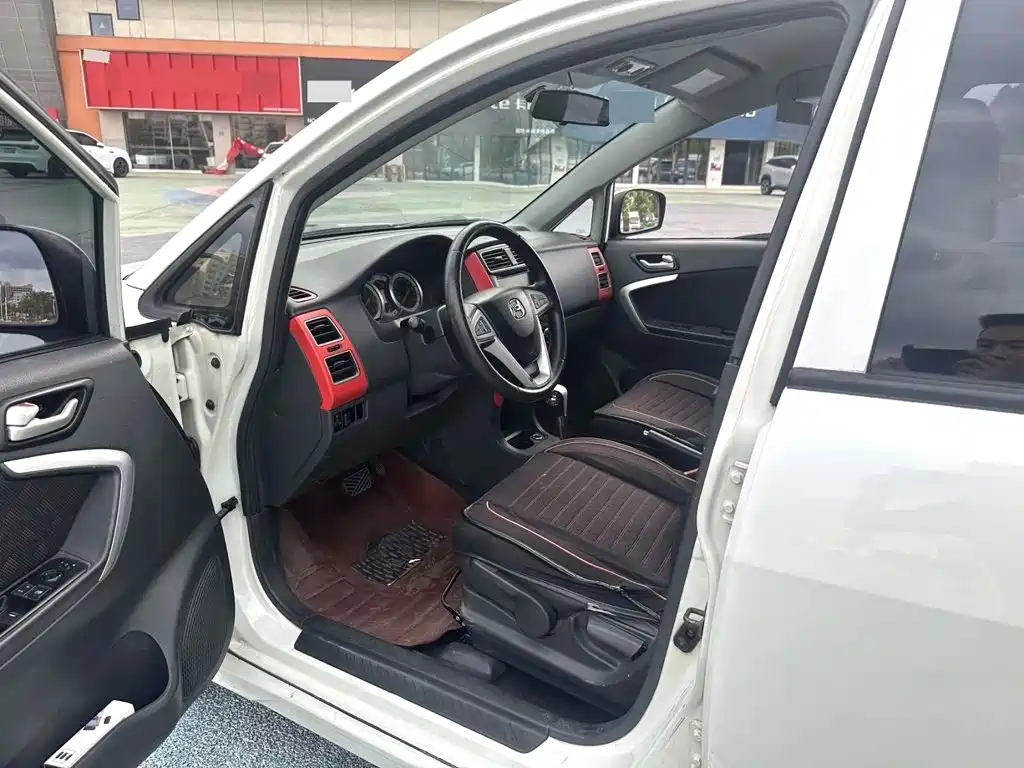 Suzuki Liana A6 — миниатюра 6
