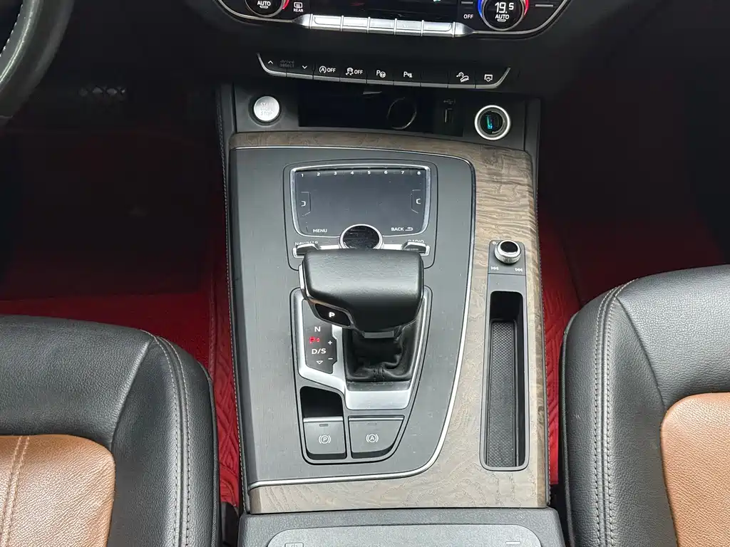 Audi Q5L — миниатюра 12