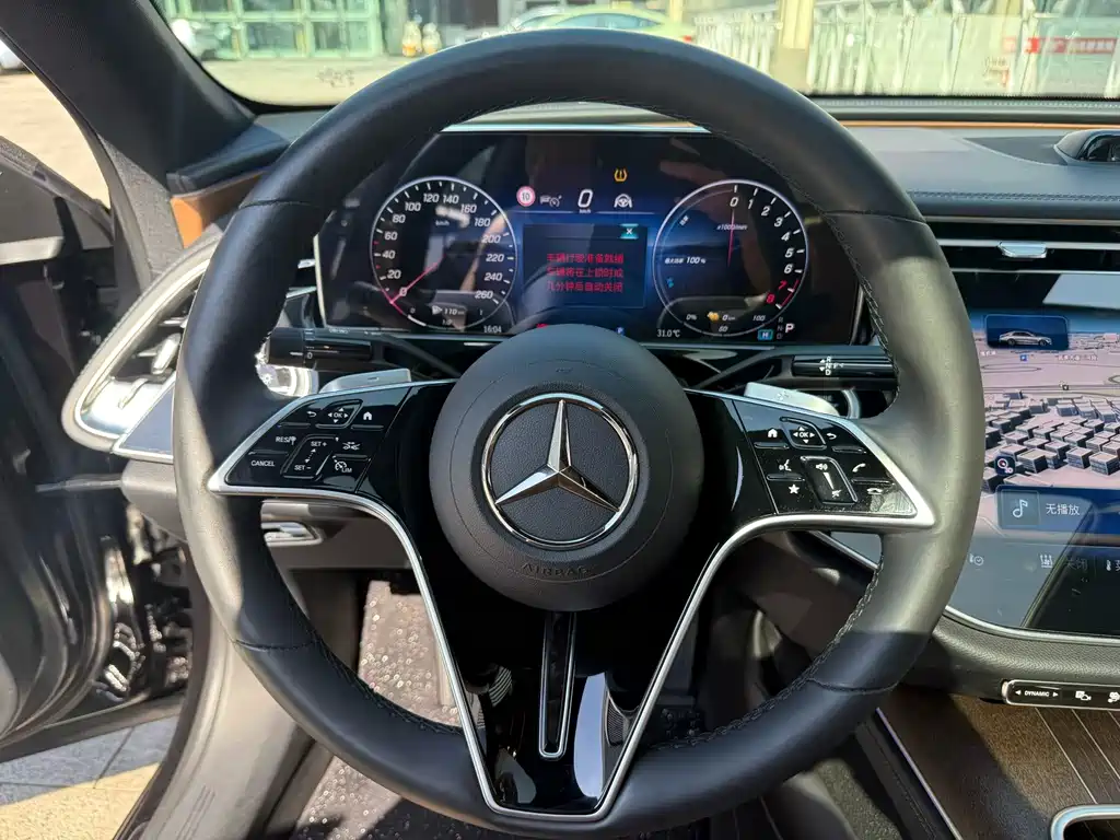 Mercedes-Benz E-Class New Energy — миниатюра 4