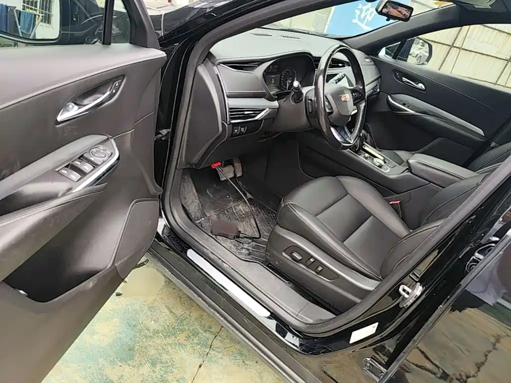 Cadillac XT4 — миниатюра 15