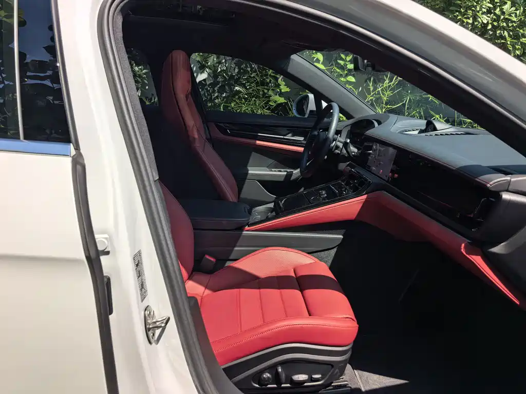 Porsche Panamera — миниатюра 12