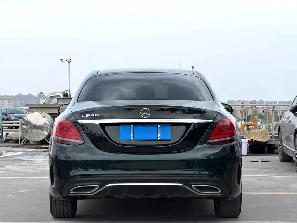 Mercedes-Benz C-Class — миниатюра 10