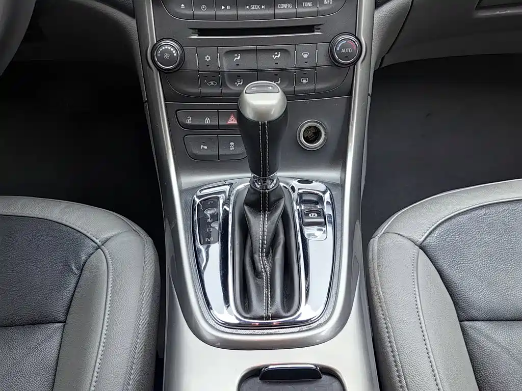 Chevrolet Malibu — миниатюра 13