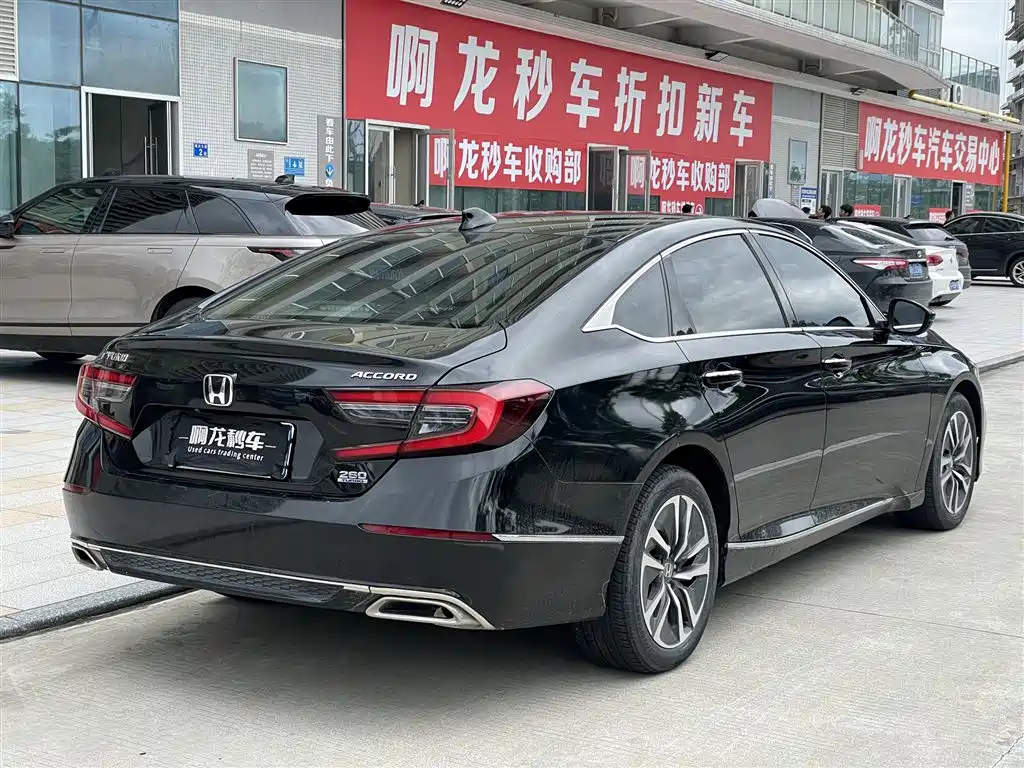 Honda Accord — миниатюра 6
