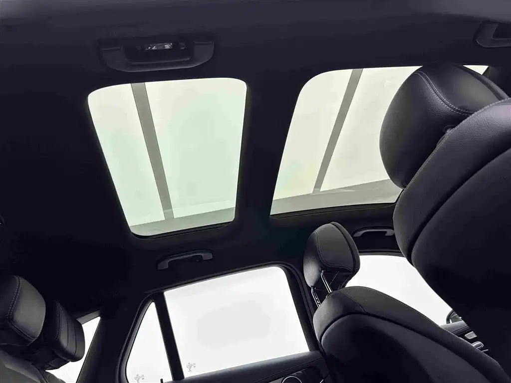 Mercedes-Benz GLC — миниатюра 21