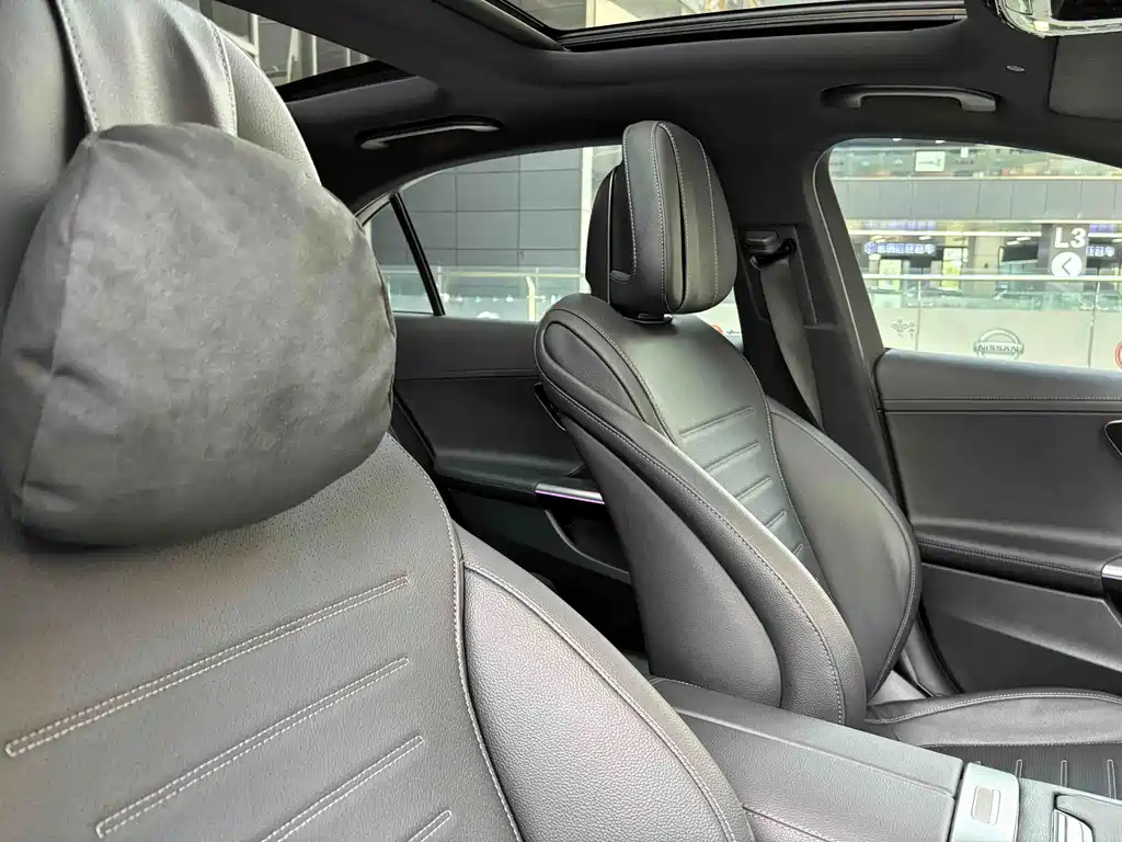 Mercedes-Benz C-Class — миниатюра 39