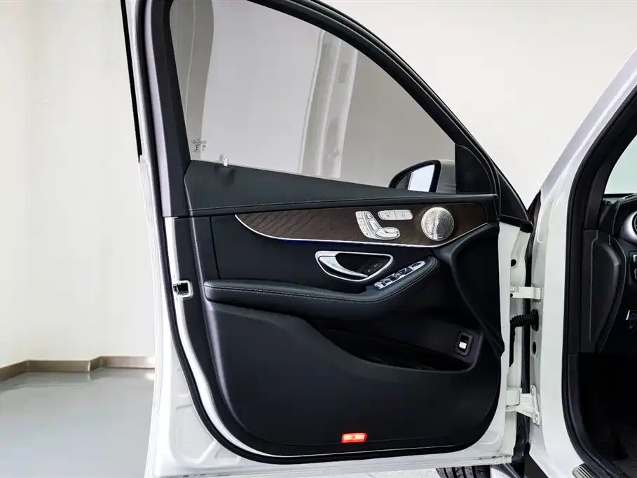 Mercedes-Benz GLC 2022 GLC 300 L 4MATIC