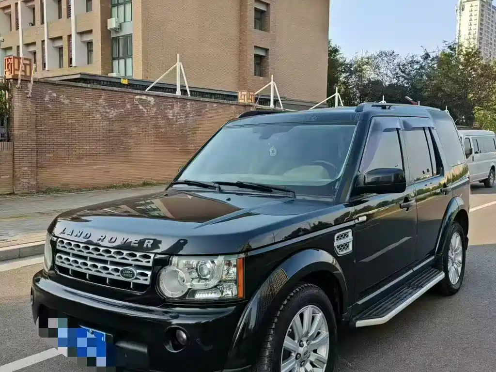 Land Rover Discovery 2013