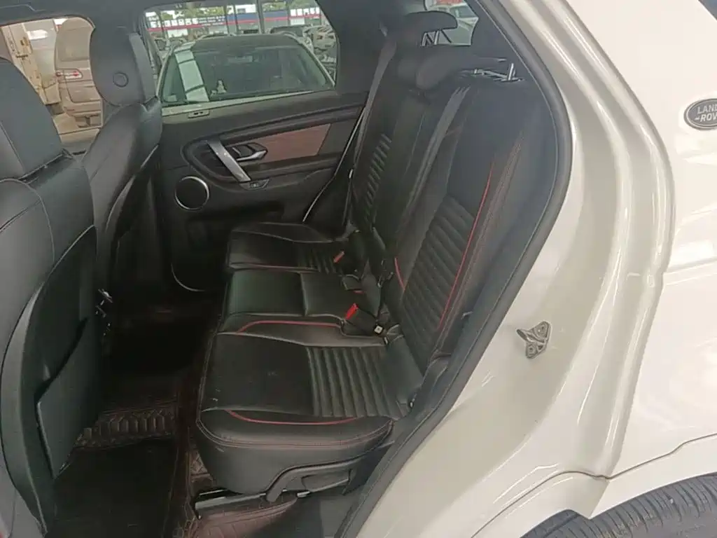 Land Rover Discovery Sport — миниатюра 17
