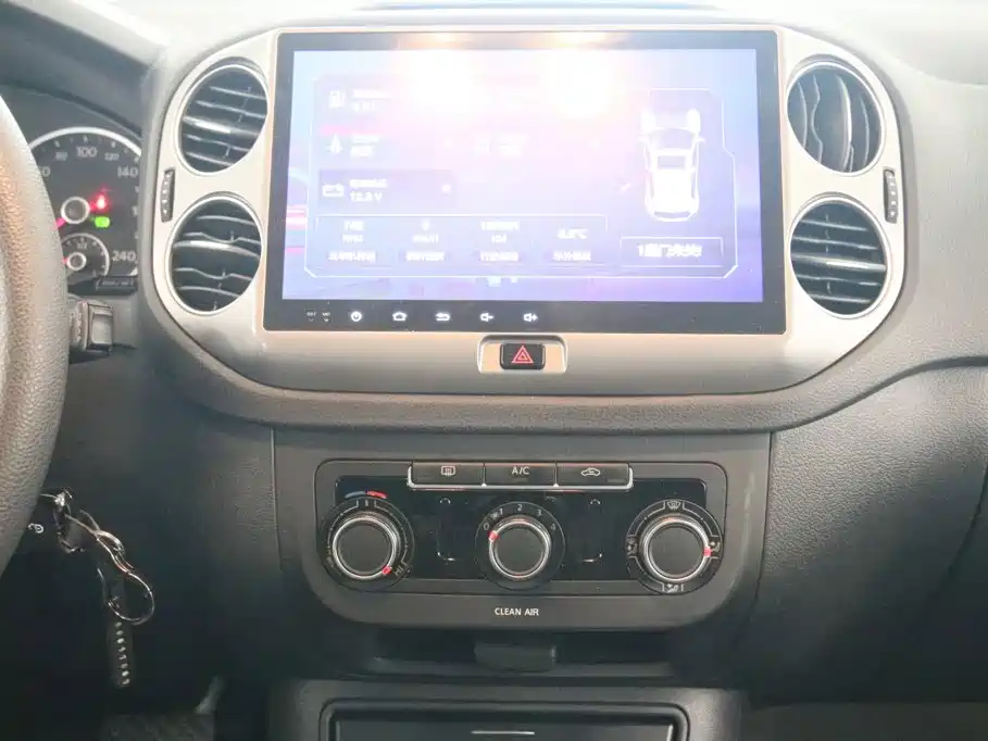 Volkswagen Tiguan — миниатюра 7