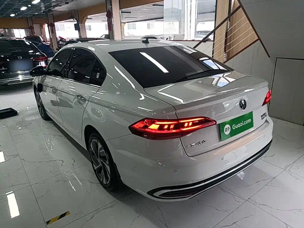 Volkswagen Bora — миниатюра 5