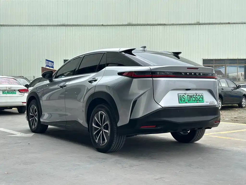 Lexus RZ 2023 450e