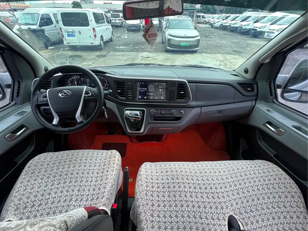 MAXUS V80 — миниатюра 8