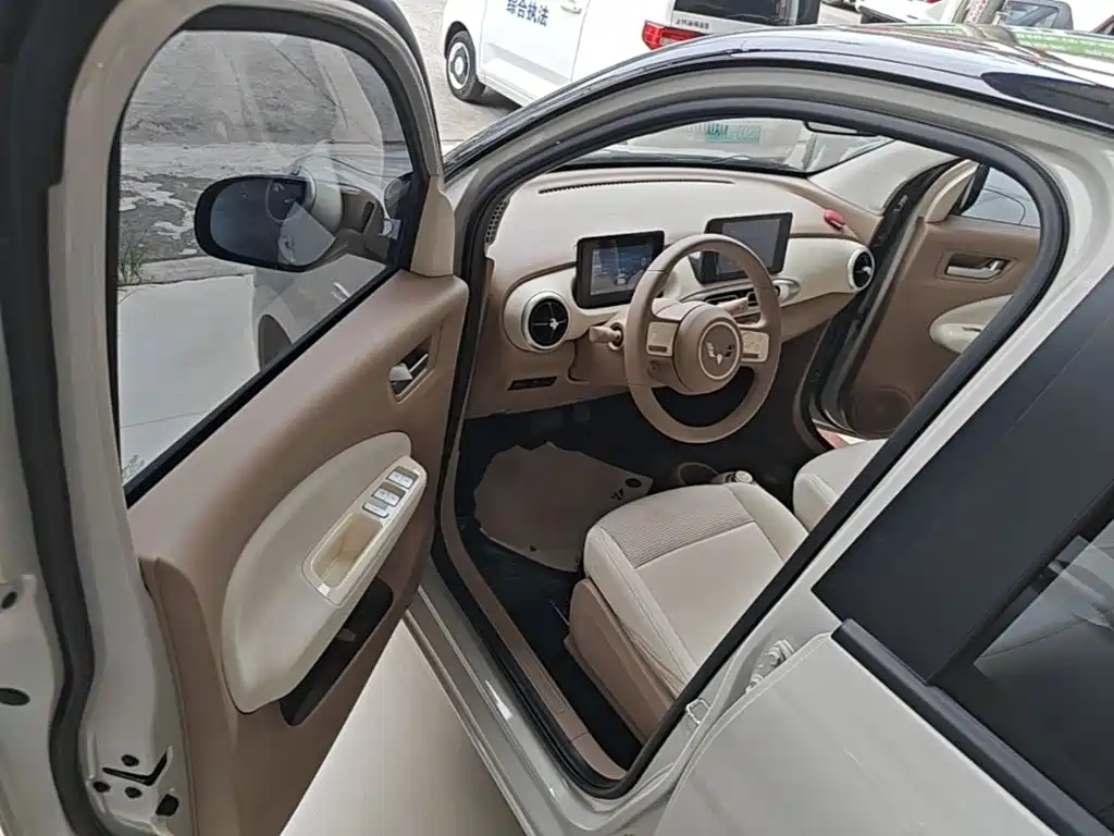 Wuling MINIEV — миниатюра 16