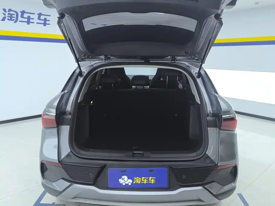 BYD Yuan Plus — миниатюра 4