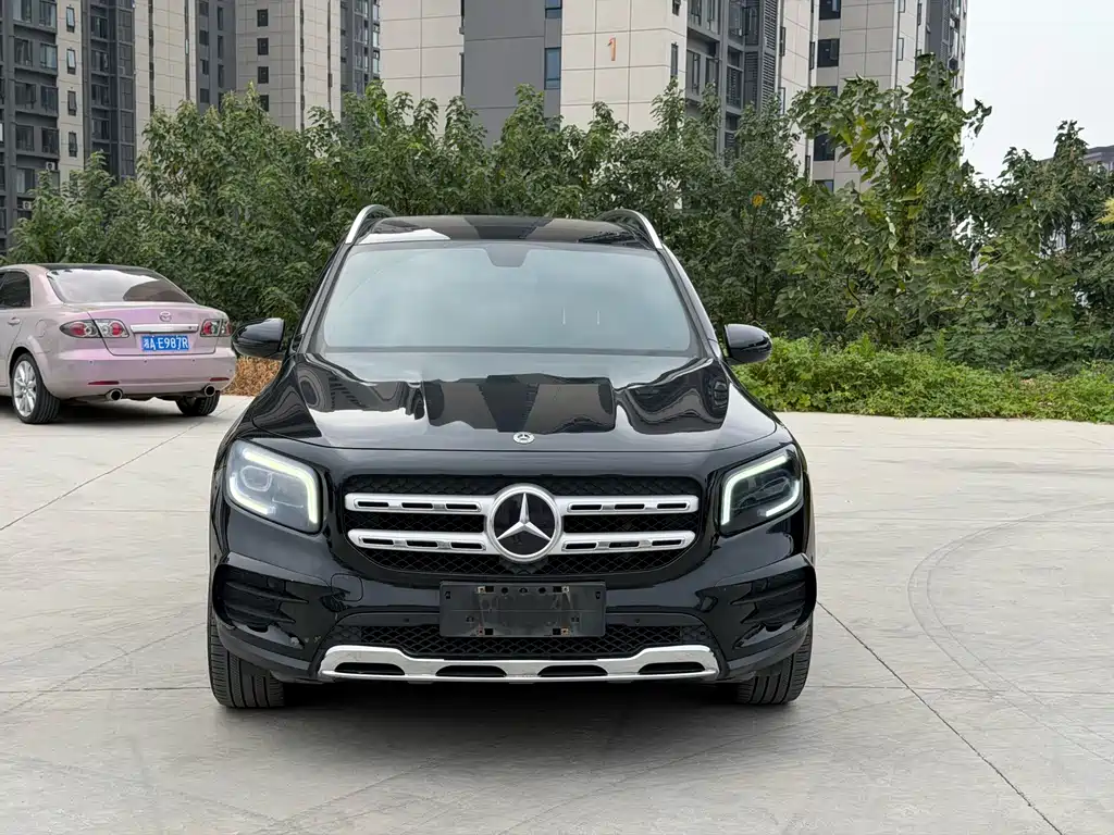 Mercedes-Benz GLB — миниатюра 2