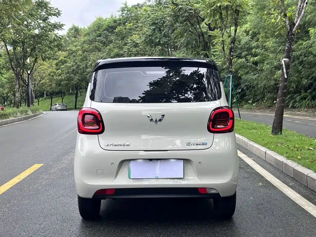 Wuling MINIEV — миниатюра 15