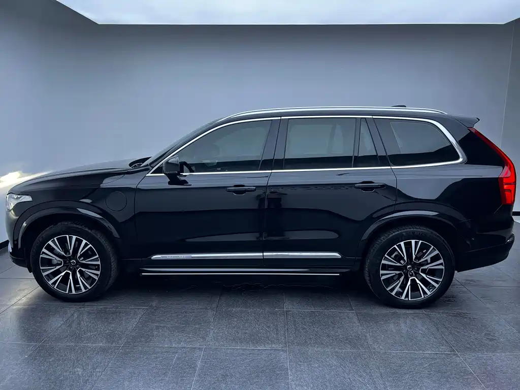 Volvo XC90 PHEV — миниатюра 4