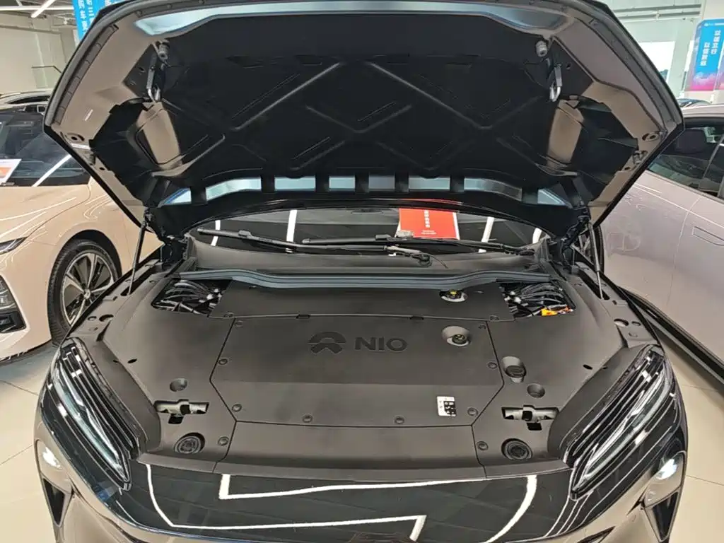 NIO ET5T — миниатюра 20
