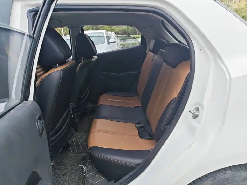 Mazda 2 — миниатюра 17