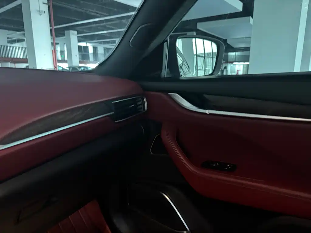 Maserati Levante — миниатюра 13