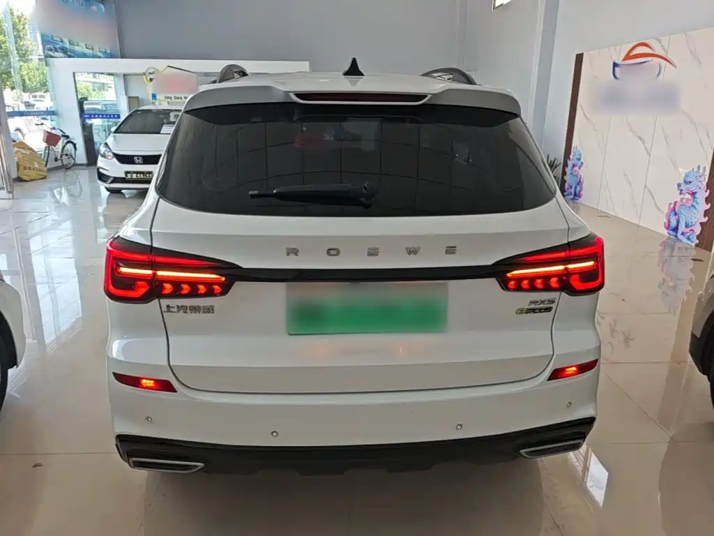 Roewe RX5 New Energy — миниатюра 6