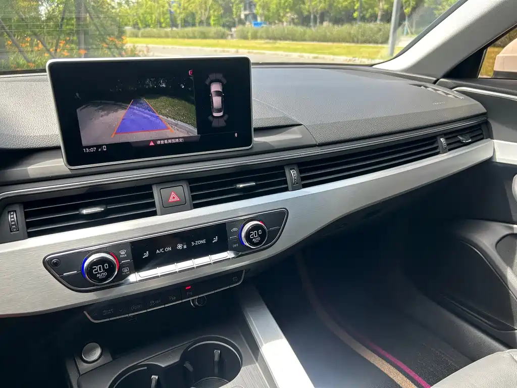 Audi A4L — миниатюра 16