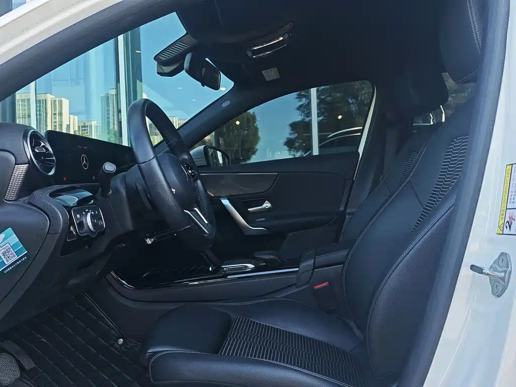 Mercedes-Benz A-Class (Import) — миниатюра 16