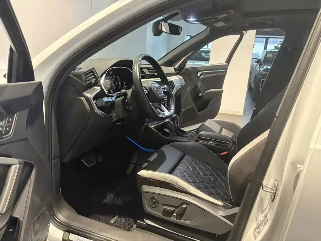 Audi Q3 — миниатюра 7