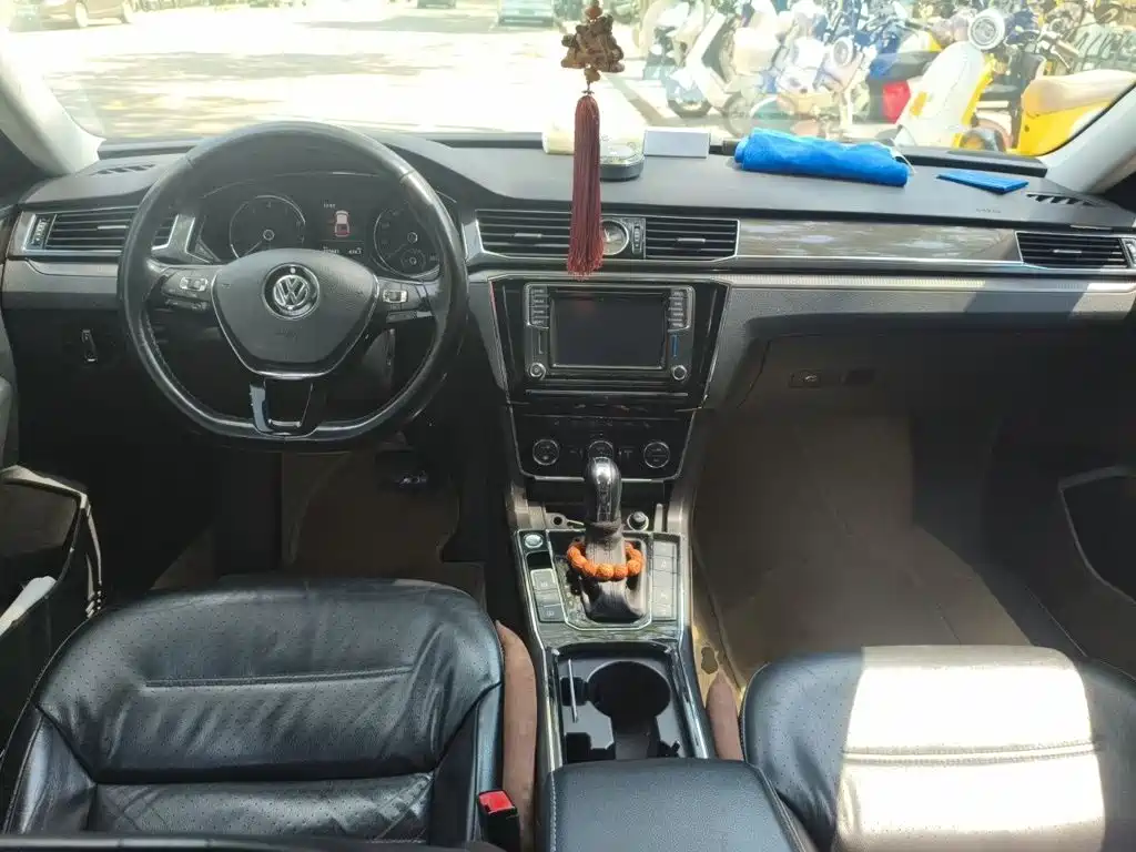 Volkswagen Passat — миниатюра 13