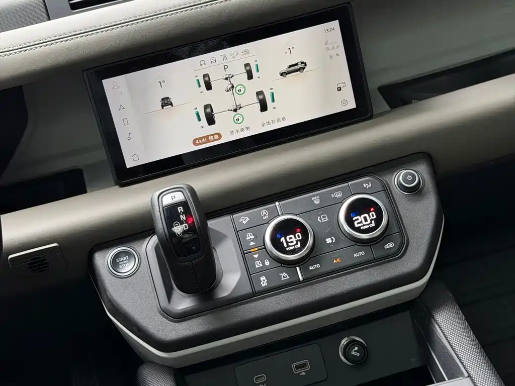 Land Rover Defender — миниатюра 15