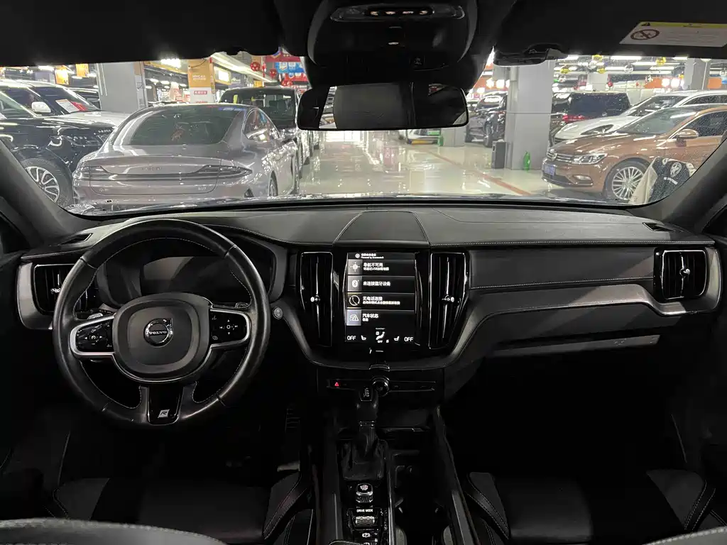 Volvo XC60 — миниатюра 8