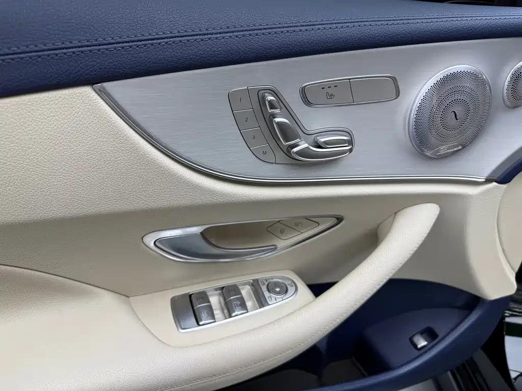 Mercedes-Benz E-Class (Import) — миниатюра 7