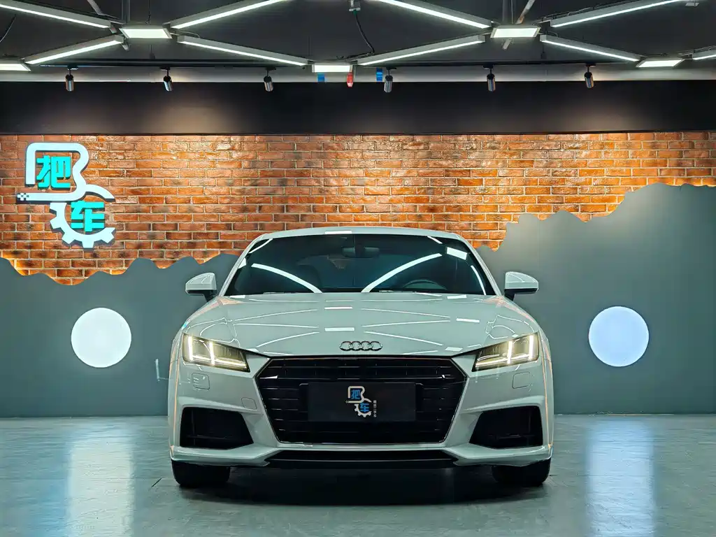 Audi TT — миниатюра 7