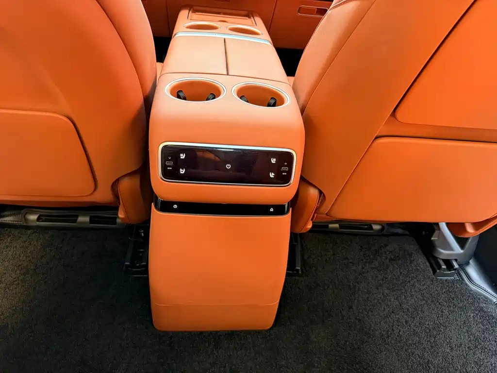 Li Auto Li L9 — миниатюра 15