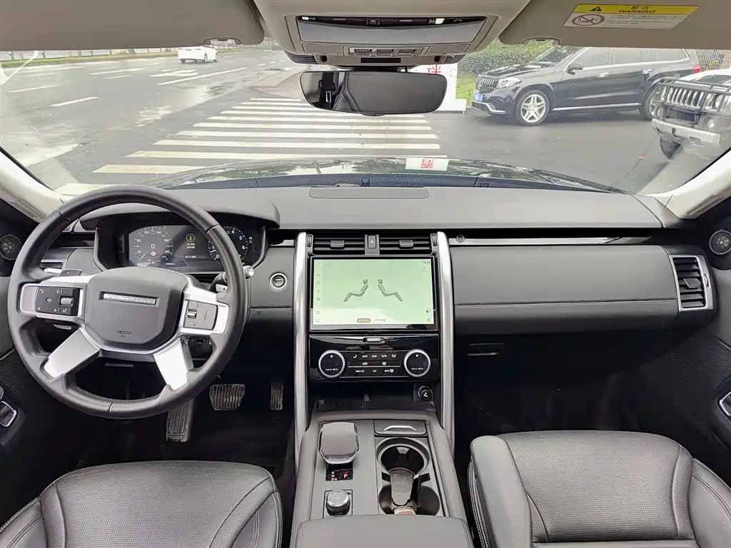 Land Rover Discovery 2021 300PS S