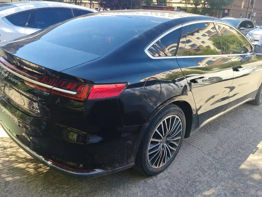 BYD Han — миниатюра 3