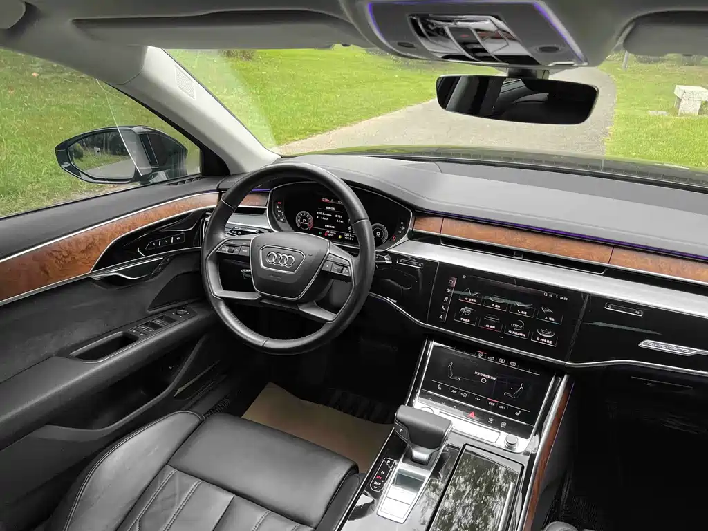 Audi A8 — миниатюра 12