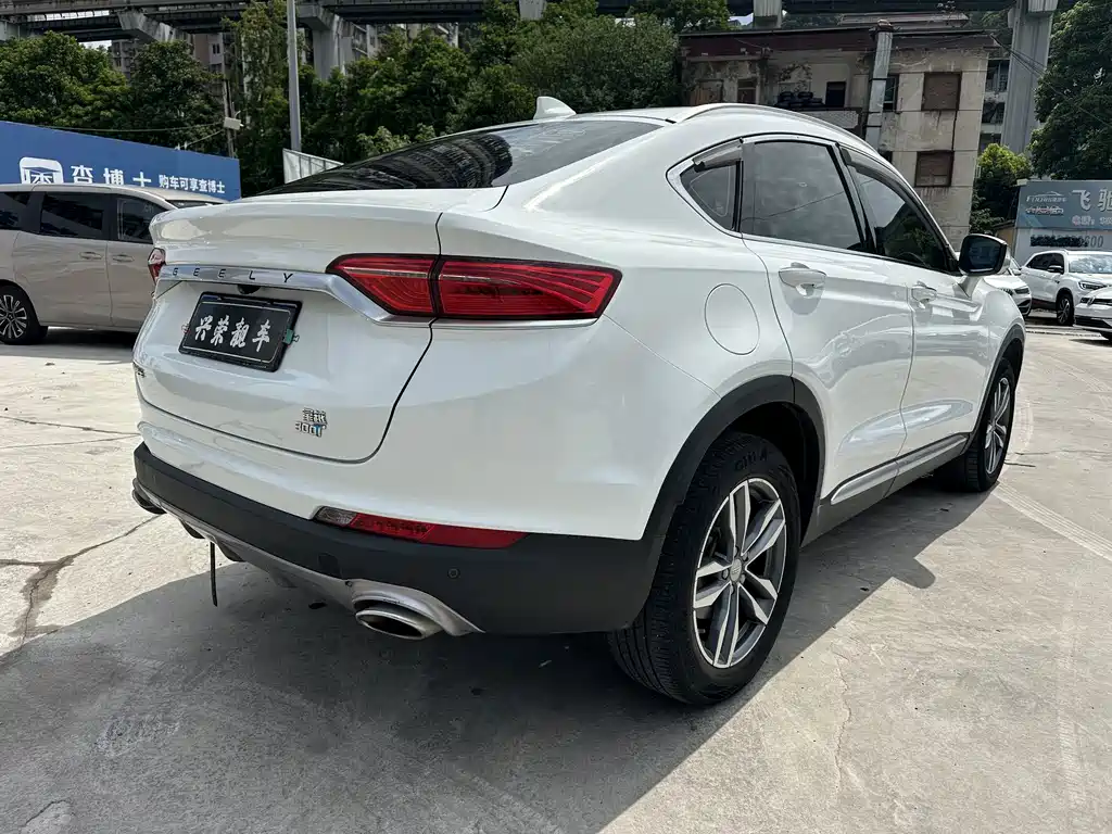 Geely Xingyue — миниатюра 4