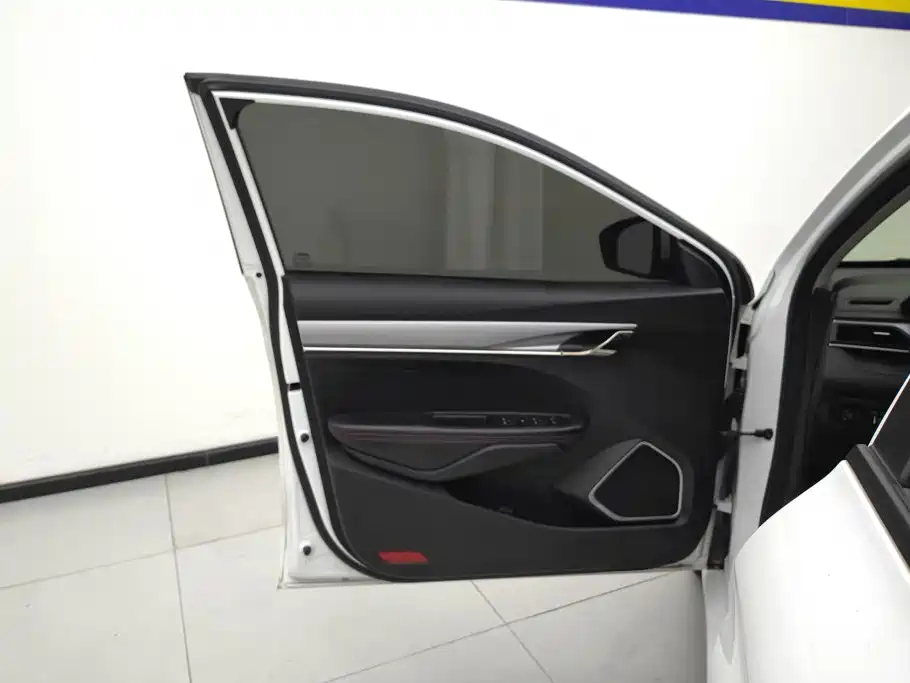Geely Binrui — миниатюра 7