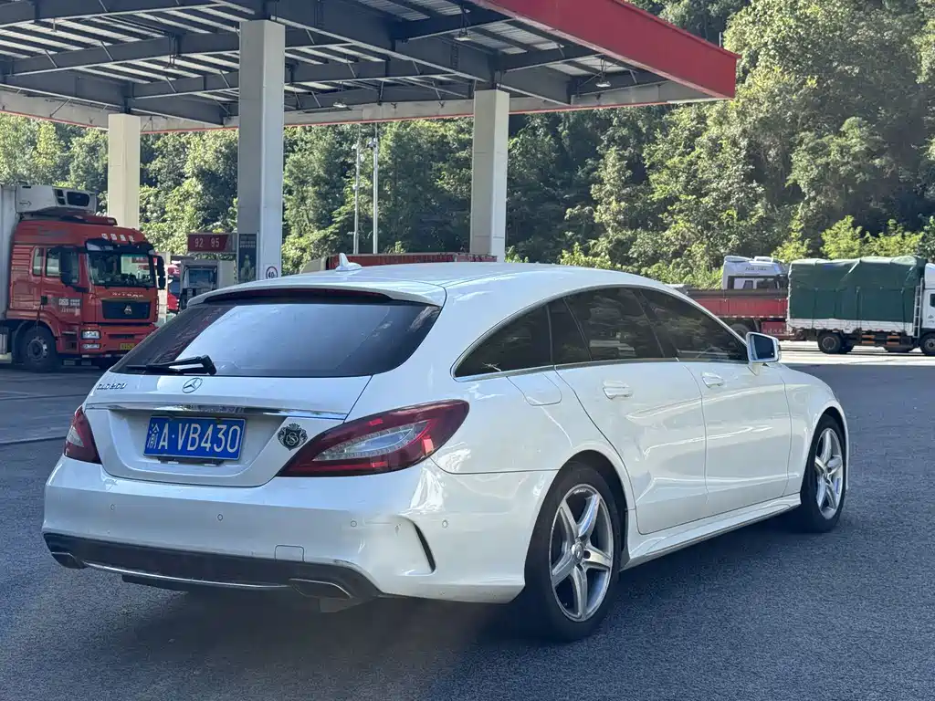 Mercedes-Benz CLS — миниатюра 4