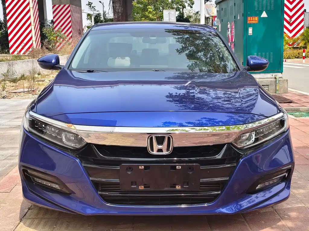 Honda Accord 2018 260TURBO Elite V